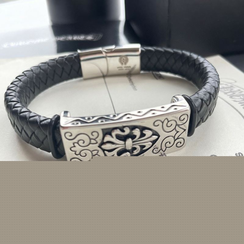 Ch**me He**ts bracelets